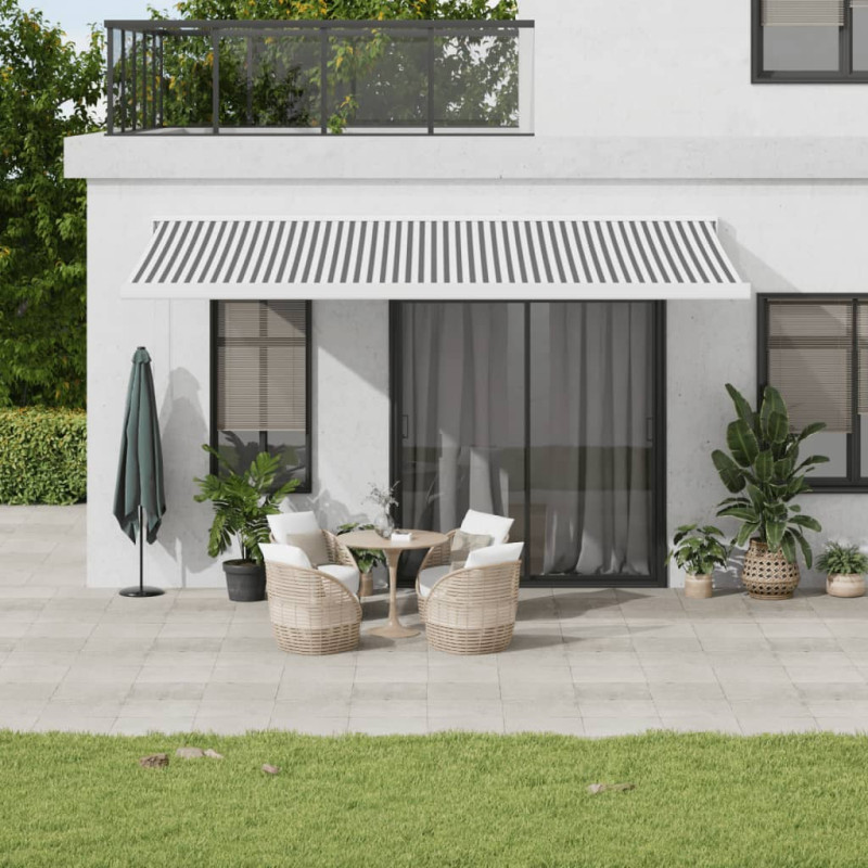 stradeXL Retractable Awning...