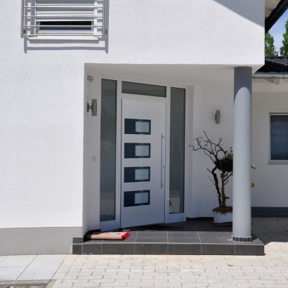 stradeXL Front Door White...